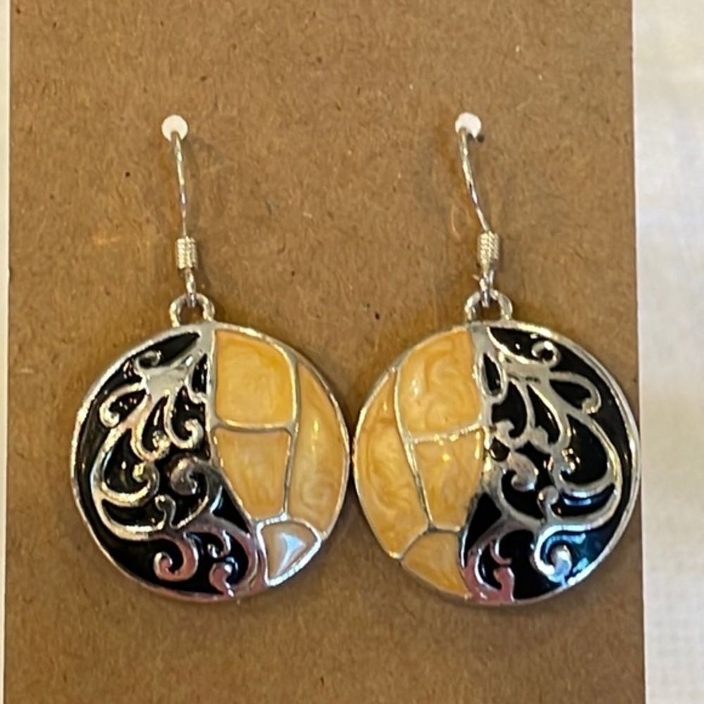 💐5/25 two tone medallion dangle drop gold black enamel silver scroll